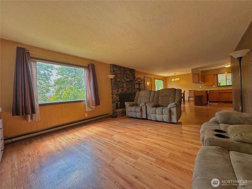 Property photo for 1000 Central Drive, Coulee Dam photo 6