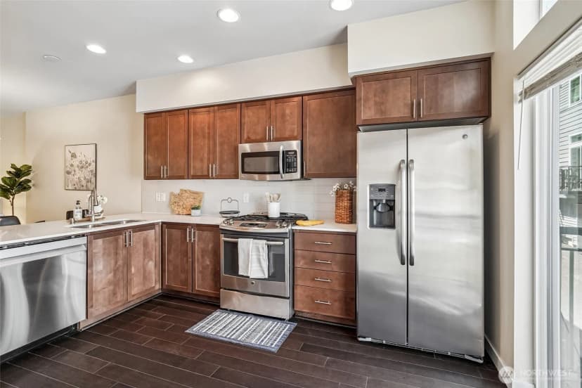 Property photo for 2107 Nw Moraine Place, Issaquah photo 8