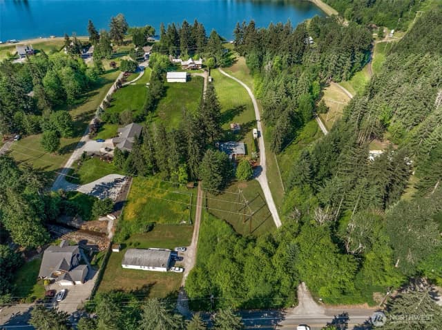 Property photo for 1708 210th Avenue E, Bonney Lake photo 4