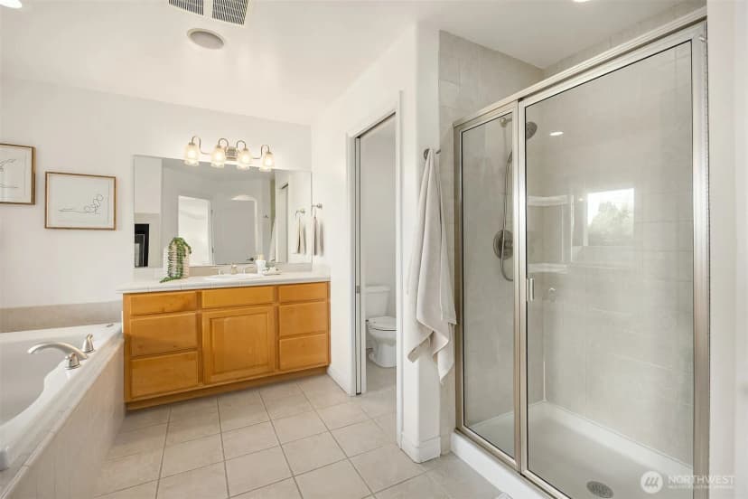 Property photo for 9021 Sand Point Way Ne, Seattle photo 13