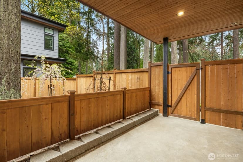 Property photo for 12710 Ne 72nd Street, Kirkland photo 34