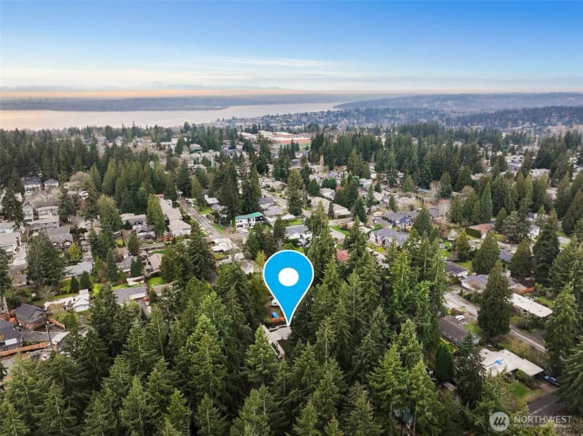 Property photo for 12710 Ne 72nd Street, Kirkland photo 38