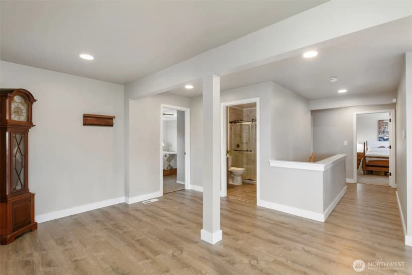 Property photo for 5818 Reid Drive Nw, Gig Harbor photo 14