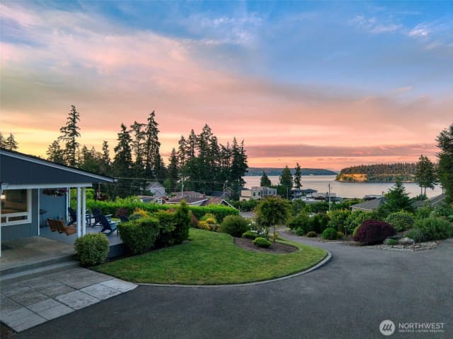 Property photo for 5818 Reid Drive Nw, Gig Harbor photo 4