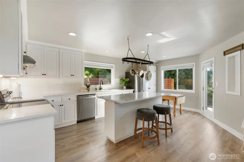 Property photo for 5818 Reid Drive Nw, Gig Harbor photo 11