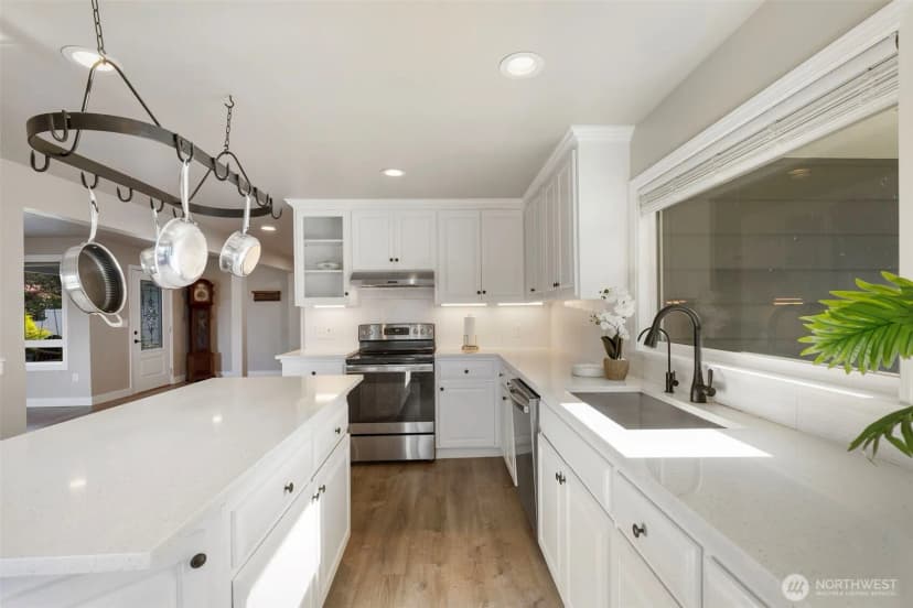Property photo for 5818 Reid Drive Nw, Gig Harbor photo 12