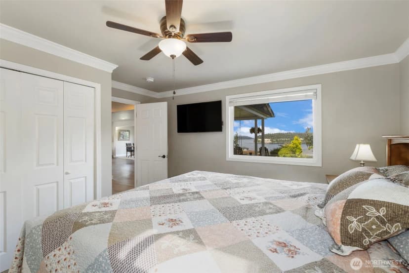 Property photo for 5818 Reid Drive Nw, Gig Harbor photo 16