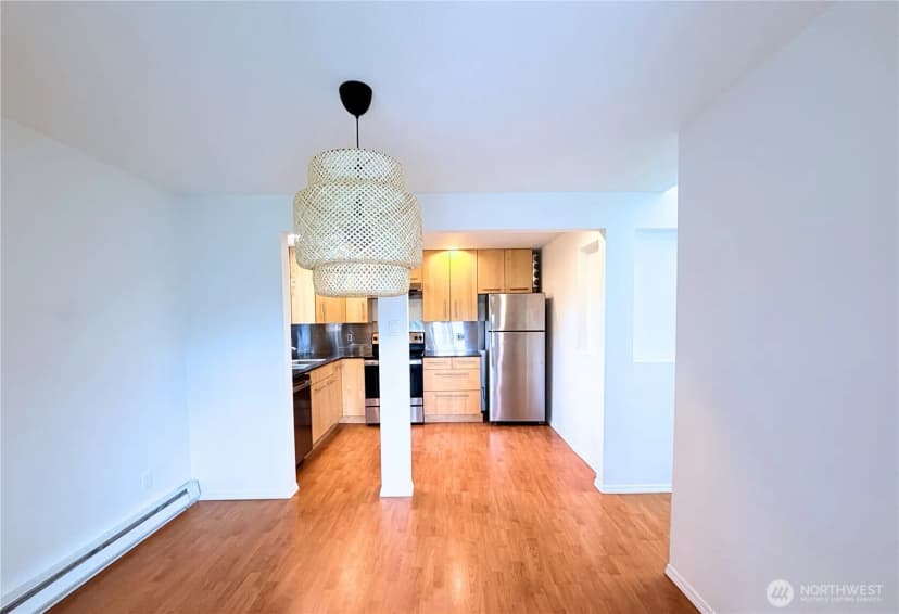 Property photo for 725 141st Place Ne #4, Bellevue photo 7