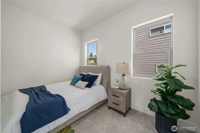Property photo for 647 S 150th Street, Burien photo 23