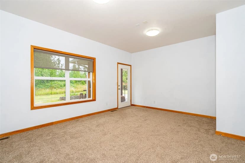 Property photo for 298 Toledo Salmon Creek Road, Toledo photo 35