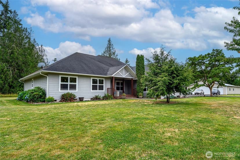 Property photo for 298 Toledo Salmon Creek Road, Toledo photo 2