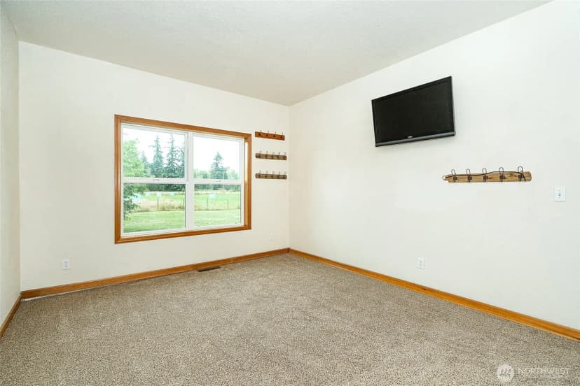 Property photo for 298 Toledo Salmon Creek Road, Toledo photo 29