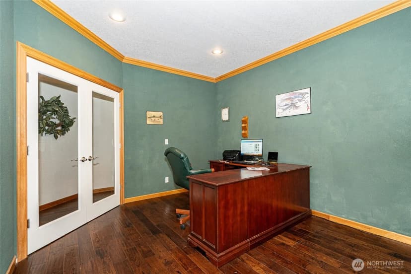 Property photo for 298 Toledo Salmon Creek Road, Toledo photo 18