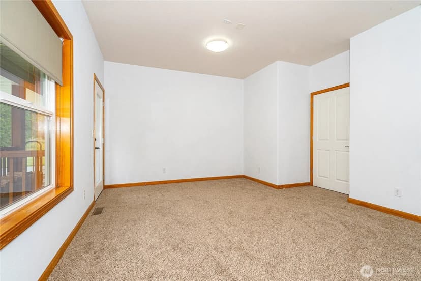 Property photo for 298 Toledo Salmon Creek Road, Toledo photo 36