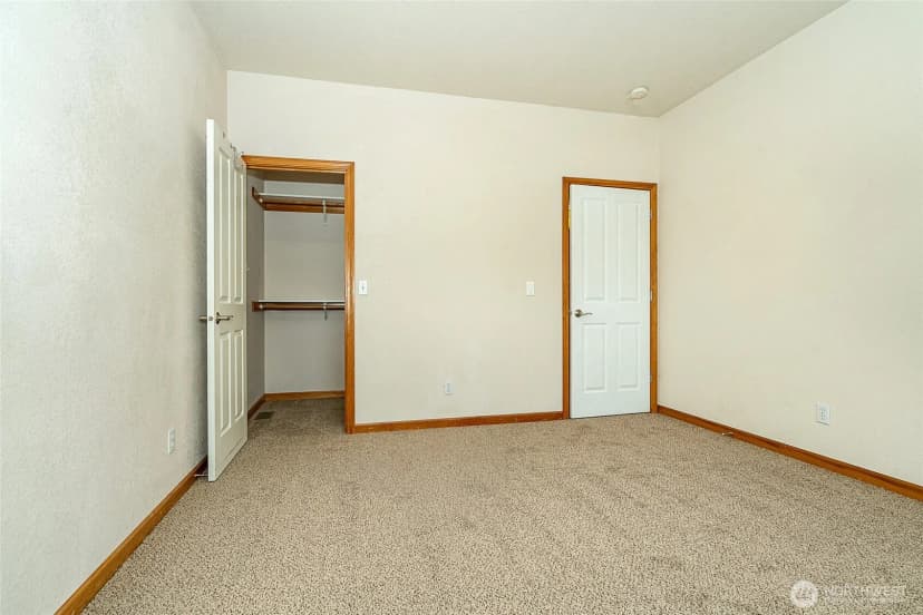 Property photo for 298 Toledo Salmon Creek Road, Toledo photo 32