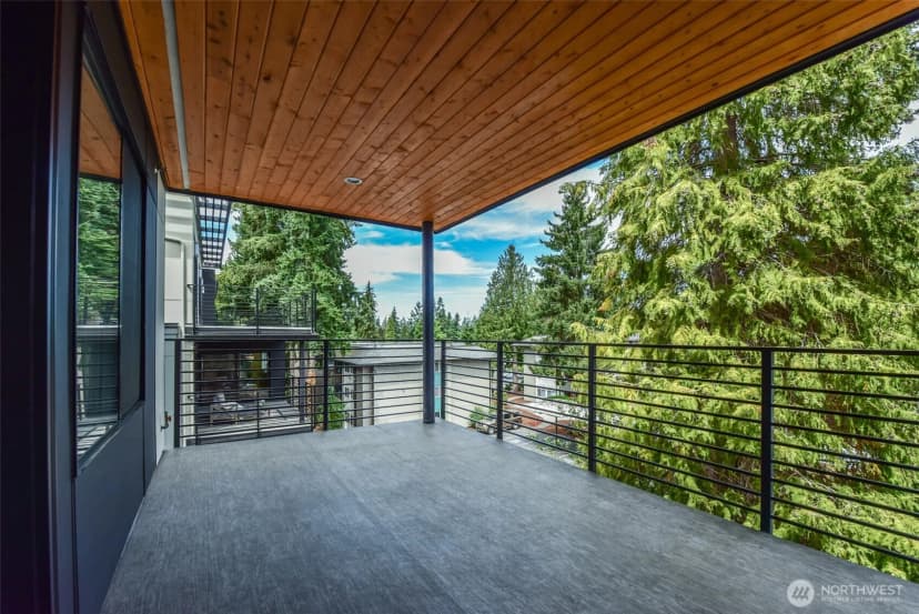 Property photo for 15558 Ne 15th Place #301, Bellevue photo 23