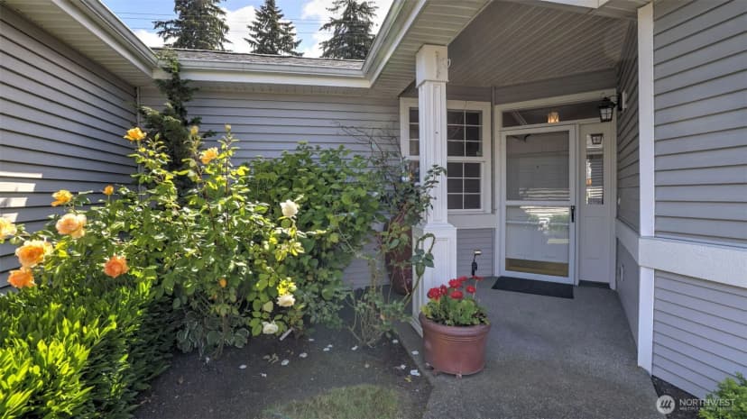Property photo for 3817 67th Avenue Ct W, University Place photo 4