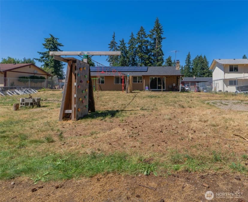 Property photo for 7609 13th Avenue Ne, Olympia photo 31