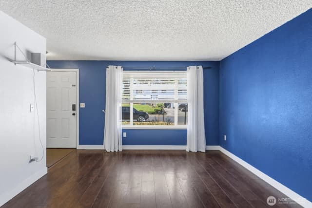 Property photo for 7609 13th Avenue Ne, Olympia photo 4