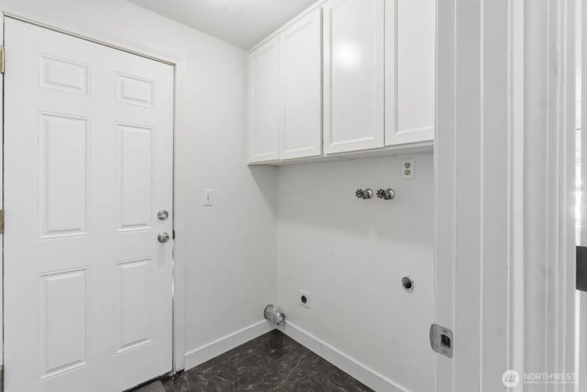 Property photo for 7609 13th Avenue Ne, Olympia photo 23