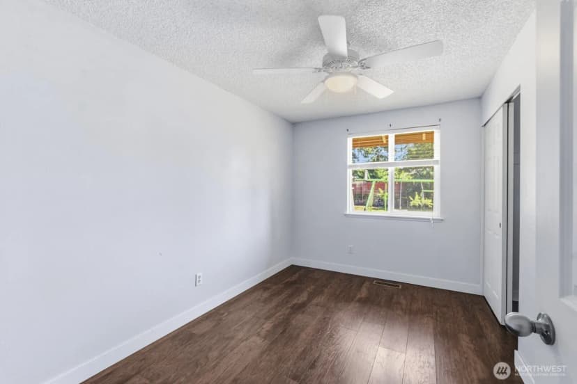 Property photo for 7609 13th Avenue Ne, Olympia photo 18