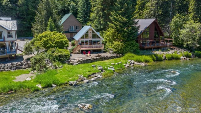 Property photo for 1060 Pebble Beach Drive, Cle Elum photo 5