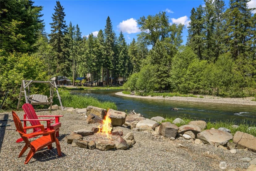 Property photo for 1060 Pebble Beach Drive, Cle Elum photo 12