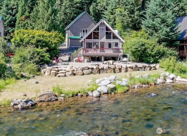 Property photo for 1060 Pebble Beach Drive, Cle Elum photo 4