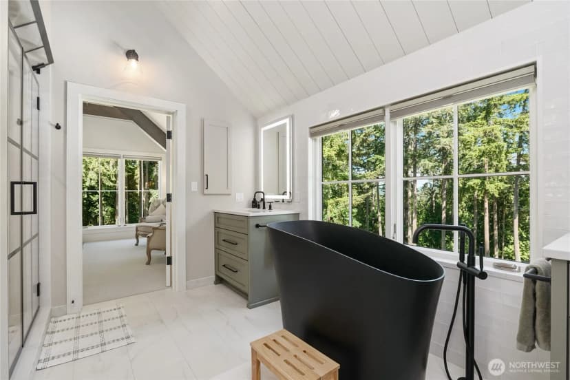 Property photo for 14140 184th Avenue Ne, Woodinville photo 15