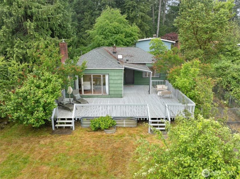 Property photo for 17633 10th Avenue Ne, Shoreline photo 28