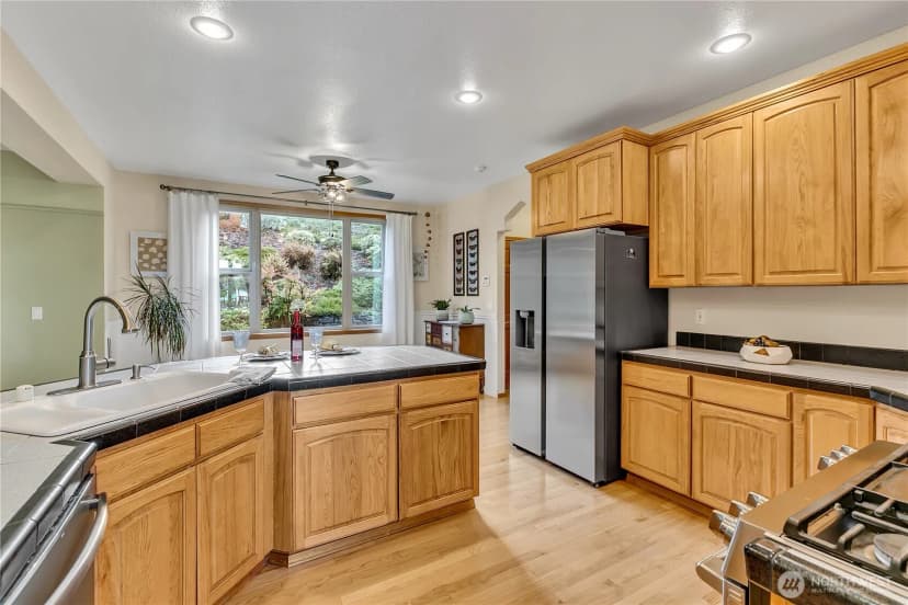 Property photo for 6725 Mirror Court Se, Olympia photo 11