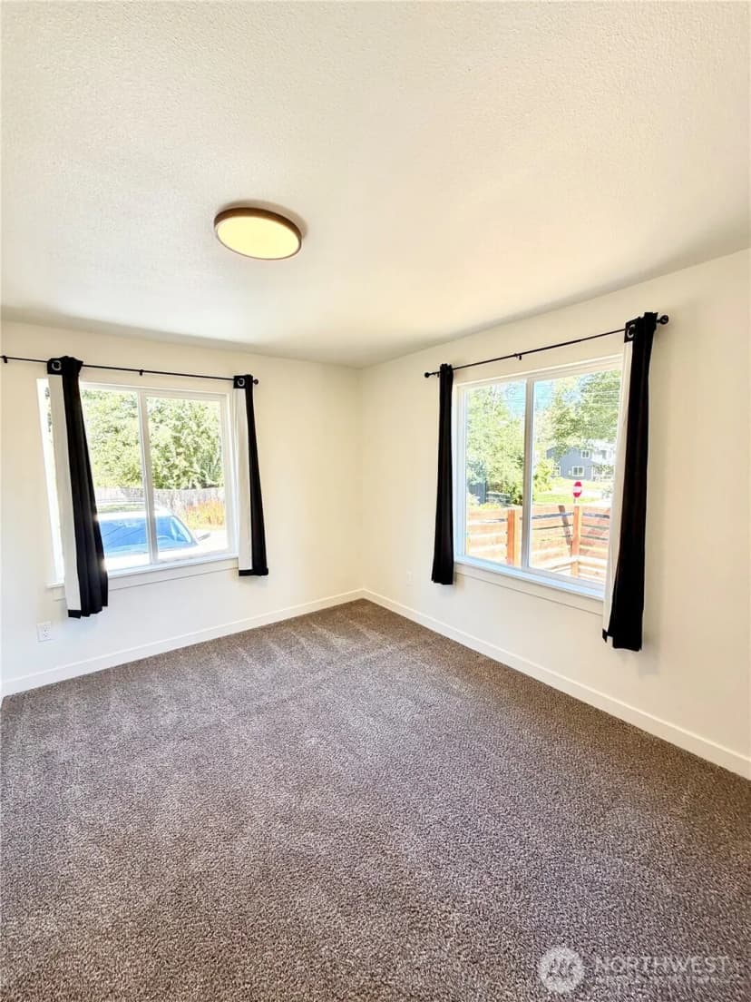 Property photo for 6589 Ne Center Street, Suquamish photo 18