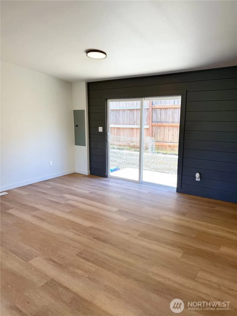 Property photo for 6589 Ne Center Street, Suquamish photo 8