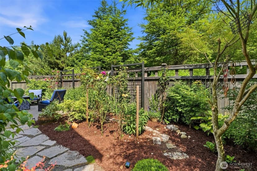 Property photo for 23546 Granite Court, Black Diamond photo 31