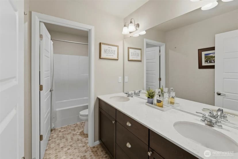Property photo for 23546 Granite Court, Black Diamond photo 24