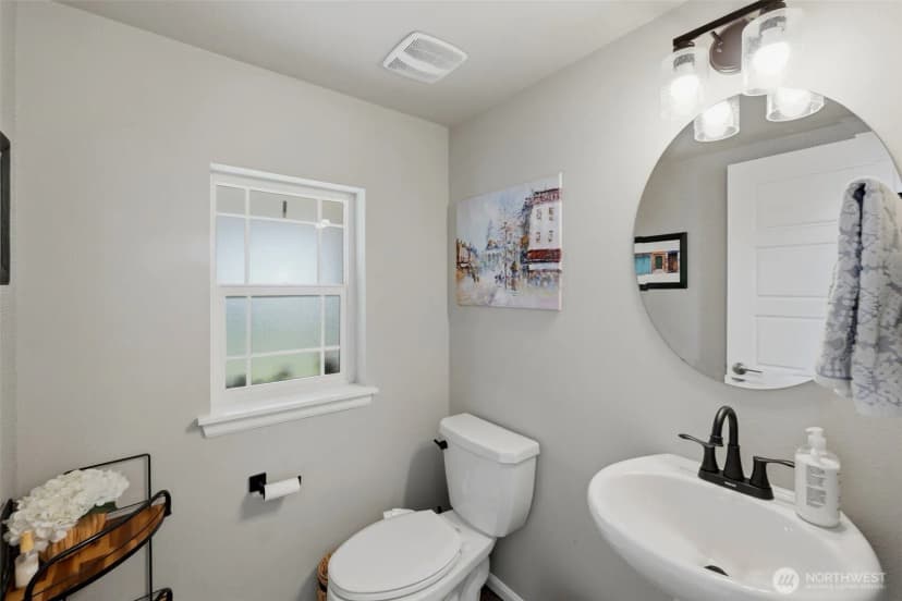 Property photo for 23546 Granite Court, Black Diamond photo 13