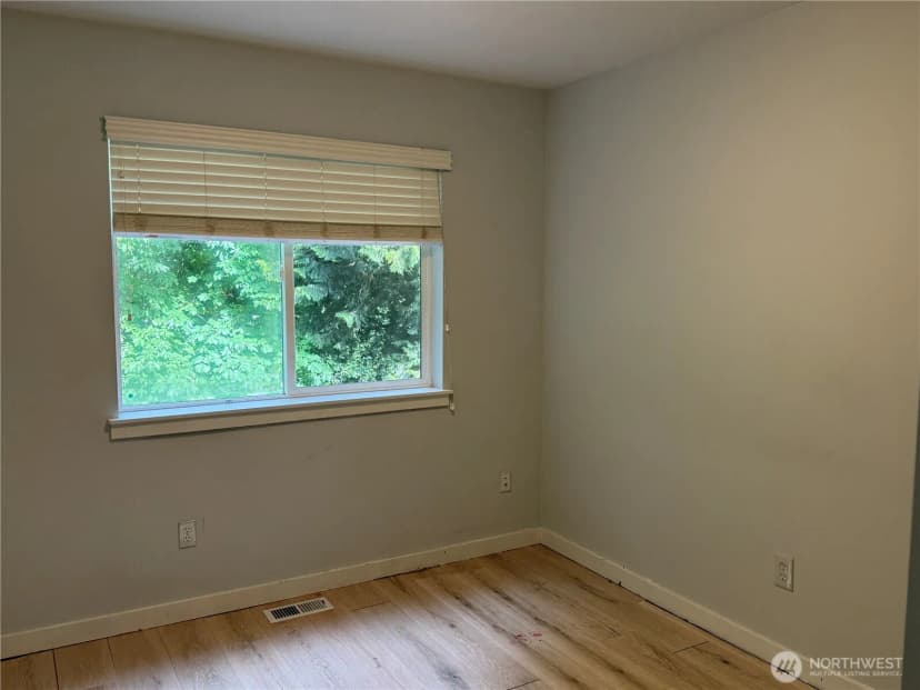 Property photo for 1400 Weaver Way, Snohomish photo 16