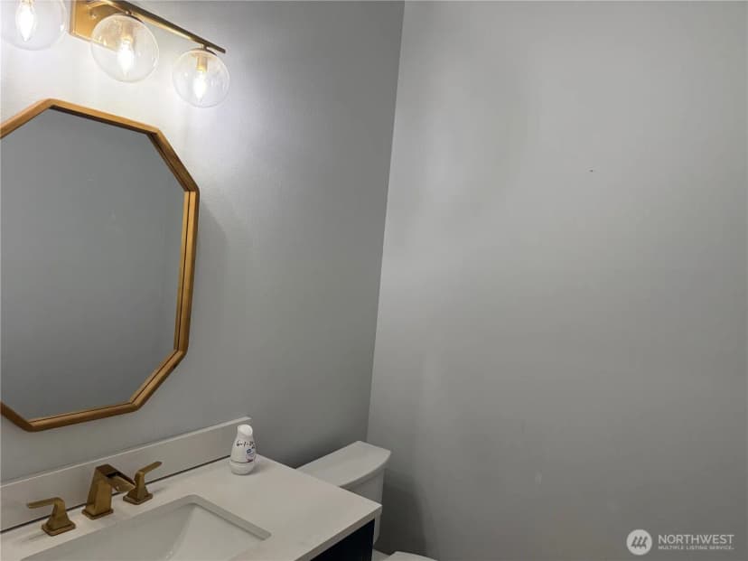 Property photo for 1400 Weaver Way, Snohomish photo 18
