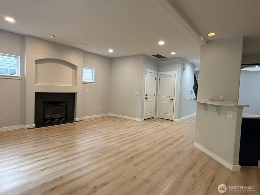 Property photo for 1400 Weaver Way, Snohomish photo 4