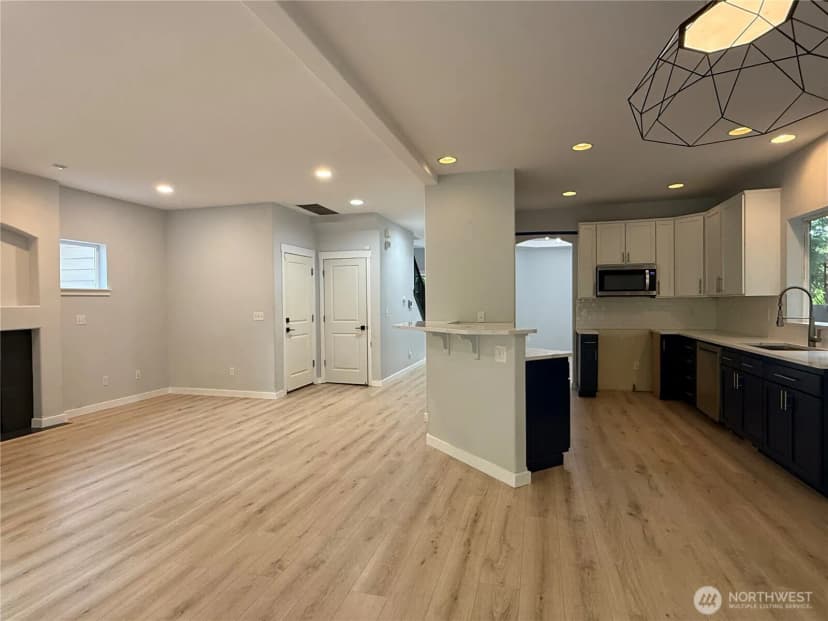 Property photo for 1400 Weaver Way, Snohomish photo 6