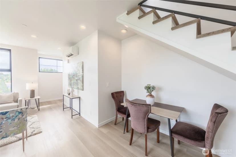 Property photo for 1019 Sturgus Avenue S #b, Seattle photo 13
