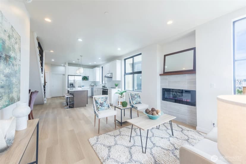 Property photo for 1019 Sturgus Avenue S #b, Seattle photo 8