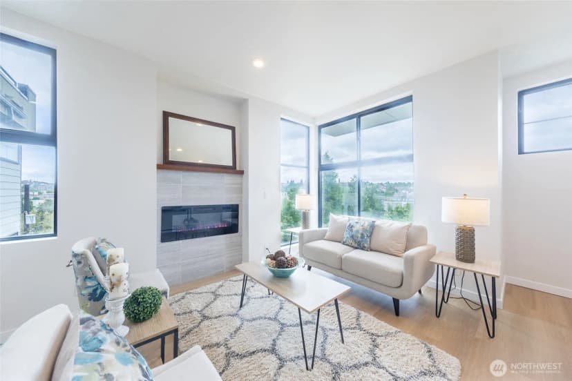 Property photo for 1019 Sturgus Avenue S #b, Seattle photo 6