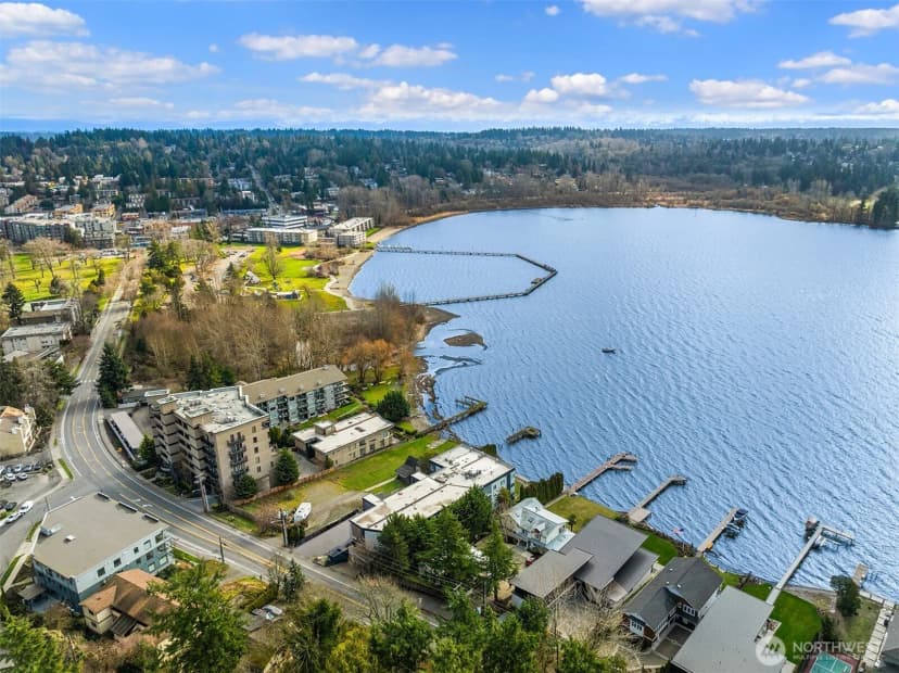 Property photo for 9039 Juanita Drive #304, Kirkland photo 36