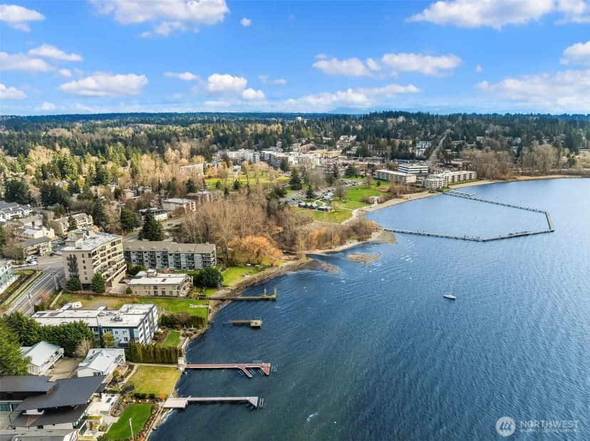 Property photo for 9039 Juanita Drive #304, Kirkland photo 37