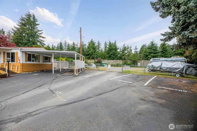 Property photo for 11622 Silver Lake Road #80, Everett photo 33