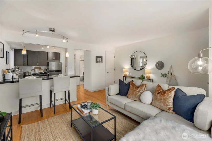 Property photo for 7106 California Avenue Sw #101, Seattle photo 7