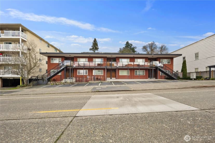 Property photo for 7106 California Avenue Sw #101, Seattle