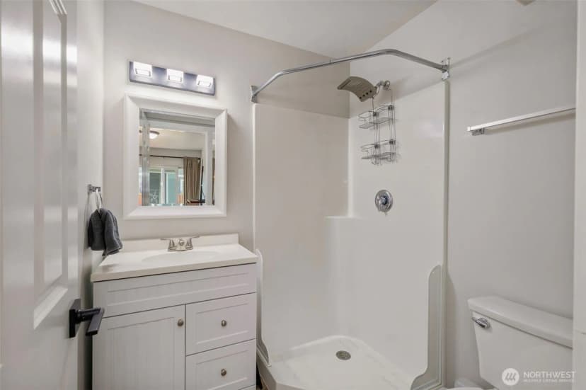 Property photo for 2258 Se Upchurch Way, Port Orchard photo 24