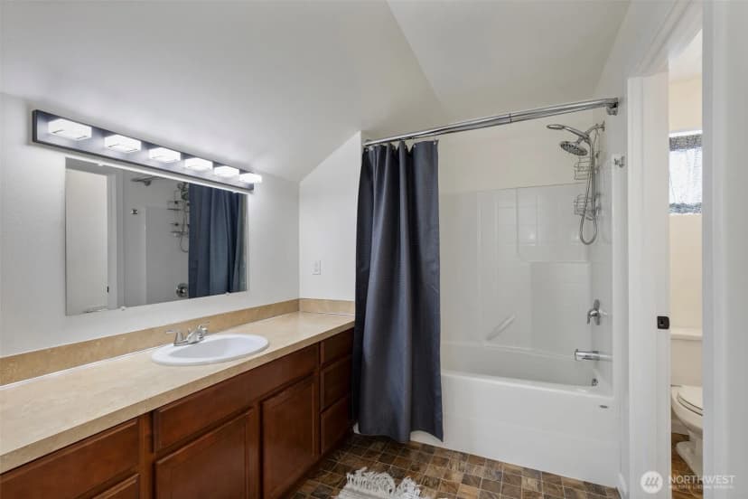 Property photo for 2258 Se Upchurch Way, Port Orchard photo 19